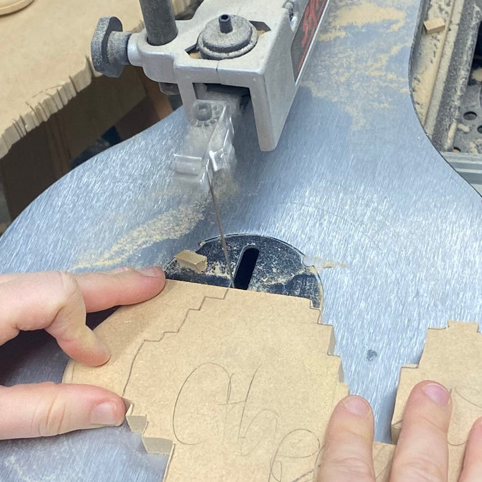 How to Use A Scroll Saw